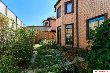 Фото №1: Дом 224 м² - Краснодар, мкр. Сады Калинина, ул. Сенная, 1