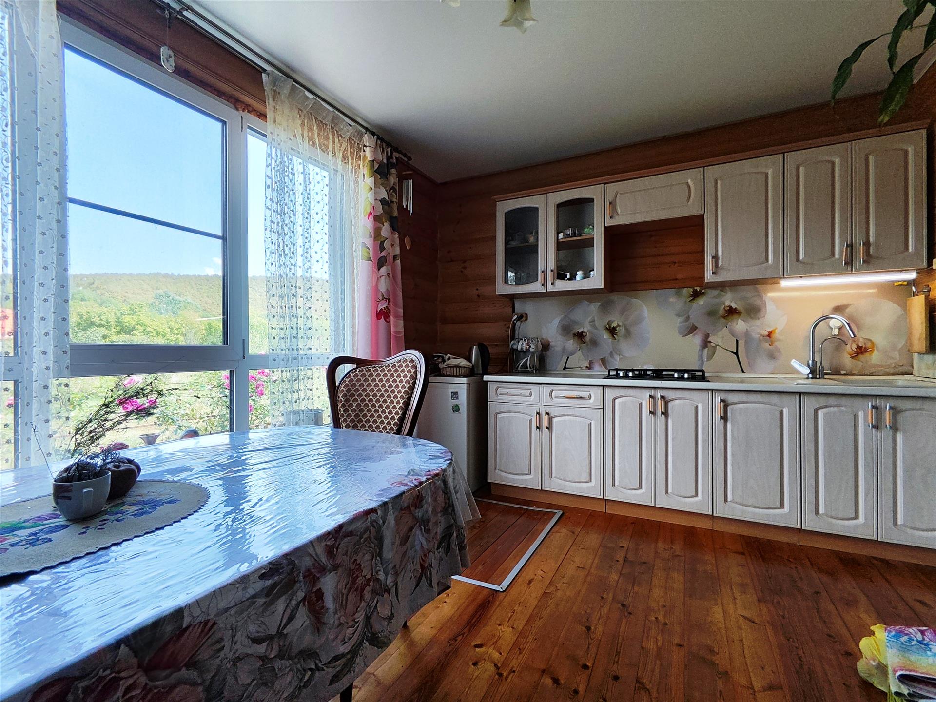 Фото №24: Коммерция 137 м² - Сказочный край, ул. Родниковая, 1