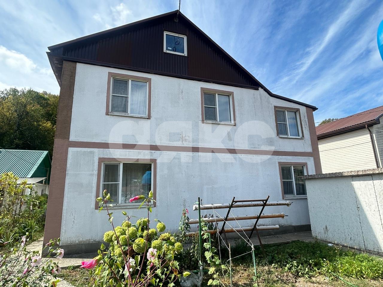 Фото №1: Дом 157 м² + 4.5 сот. - СТ Пищевик, ул. Мира, 124