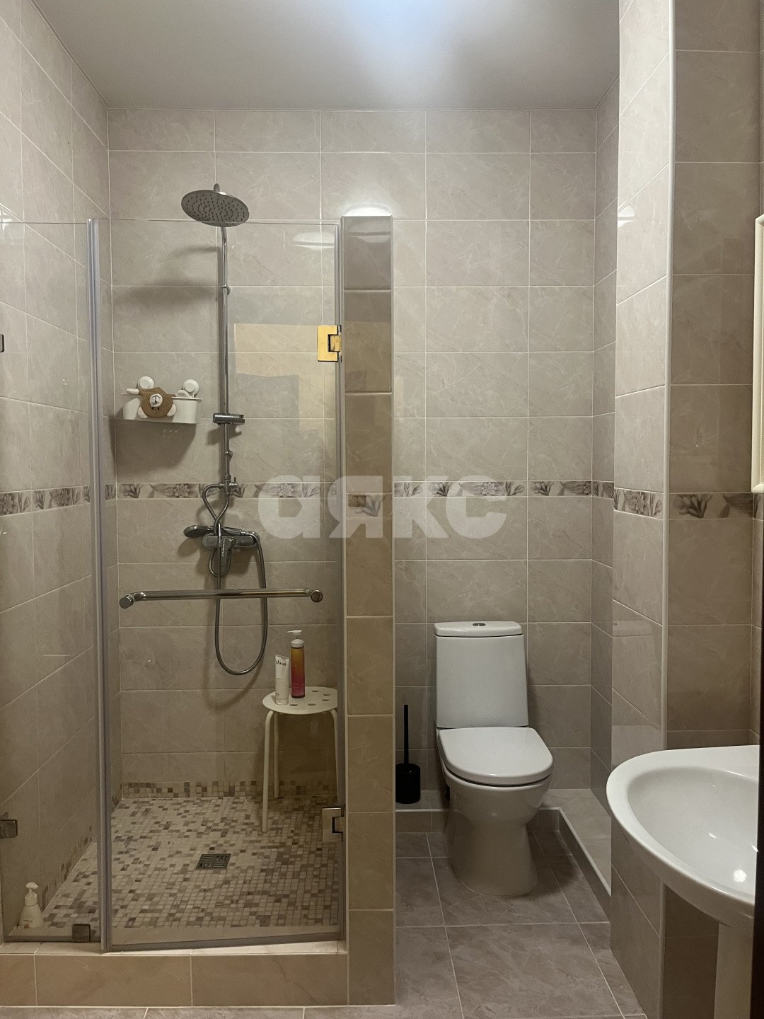 Фото №18: Коттедж 177 м² + 2.17 сот. - Геленджик, Высокий Берег, ул. Куропятникова, 4А