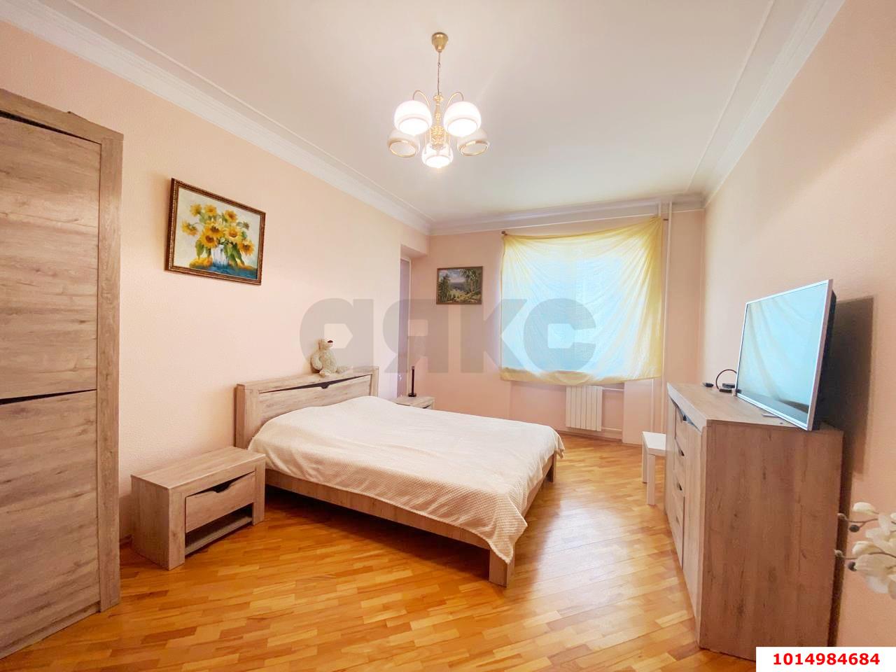 Фото №1: 2-комнатная квартира 81 м² - Краснодар, Музыкальный, ул. Аксайская, 59