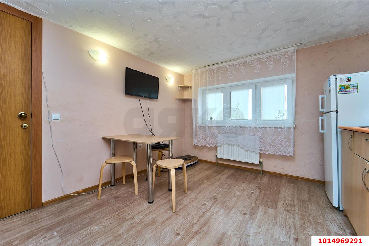 Фото №2: 2-комнатная квартира 41 м² - Краснодар, имени Петра Метальникова, ул. Петра Метальникова, 5к3