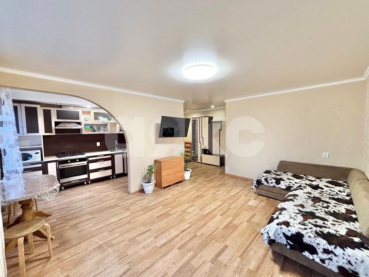 Фото №6: 3-комнатная квартира 60 м² - Нижнекамск, 9-й, ул. Гагарина, 8