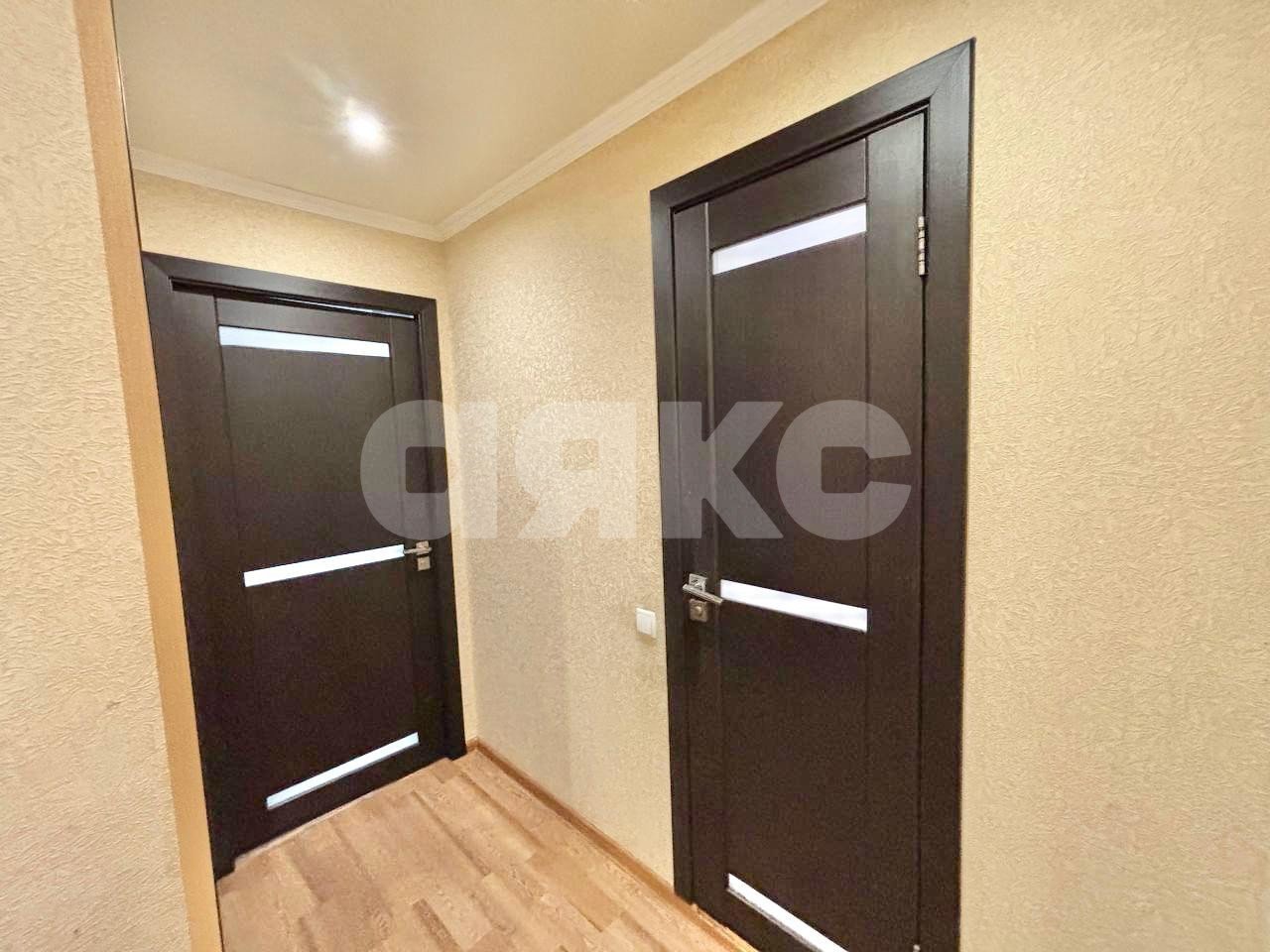 Фото №8: 3-комнатная квартира 60 м² - Нижнекамск, 9-й, ул. Гагарина, 8