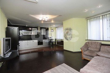 Фото №1: 5+-комнатная квартира 176 м² - Липецк, мкр. 5-й, ул. Валентины Терешковой, 13Б