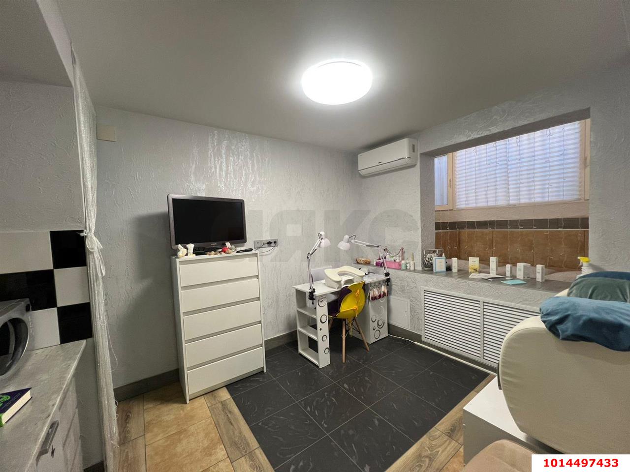 Фото №3: Коммерция 19 м² - Краснодар, Прикубанский внутригородской округ, мкр. Восточно-Кругликовский, ул. Героев-Разведчиков, 17