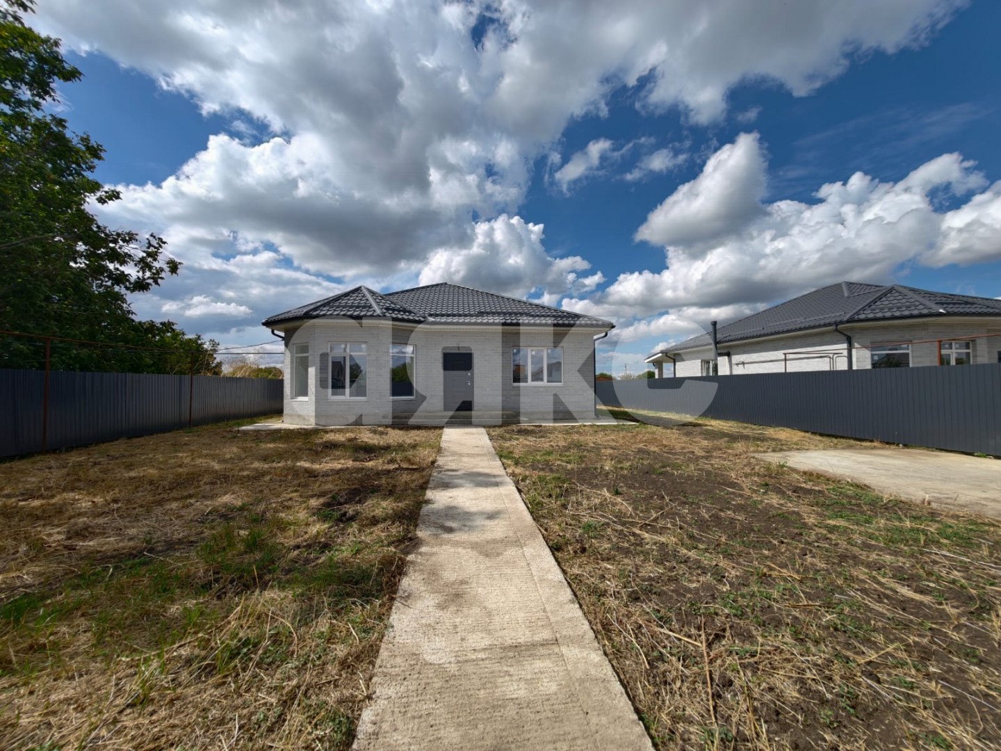 Фото №2: Дом 132 м² + 5.2 сот. - Новотитаровская, ул. Таманская, 1