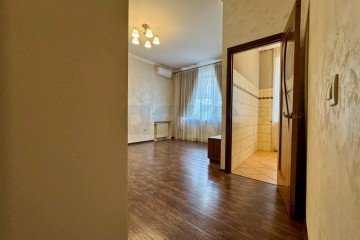 Фото №4: 1-комнатная квартира 30 м² - Краснодар, мкр. Центральный, ул. Железнодорожная, 22