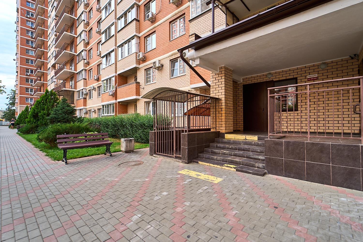 Фото №12: 1-комнатная квартира 32 м² - Краснодар, ул. им. Героя Сарабеева В.И., 7