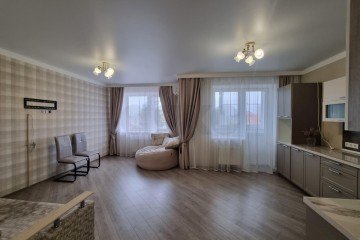 Фото №1: 3-комнатная квартира 130 м² - Краснодар, ж/м Пашковский, ул. Максима Горького, 78