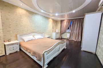 Фото №1: 1-комнатная квартира 54 м² - Краснодар, мкр. Славянский, ул. Азовская, 17