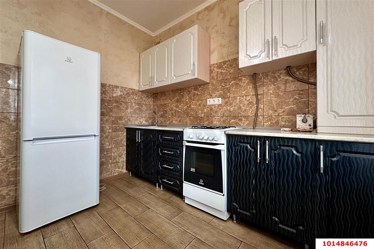 Фото №1: 1-комнатная квартира 35 м² - Берёзовый, Витаминкомбинат, ул. Целиноградская, 4/2Б