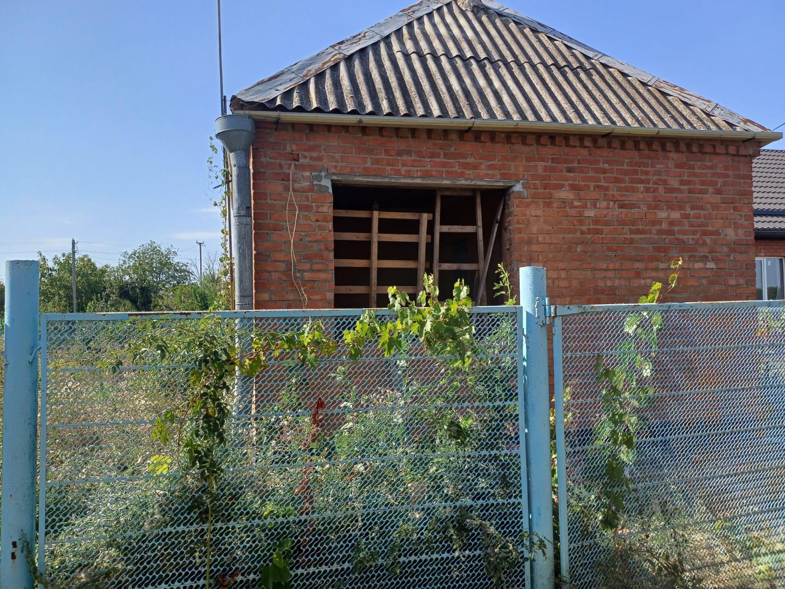 Фото №2: Дом 23 м² + 5 сот. - Кубанская Нива, мкр. Прикубанский внутригородской округ, ул. Смородиновая, 674