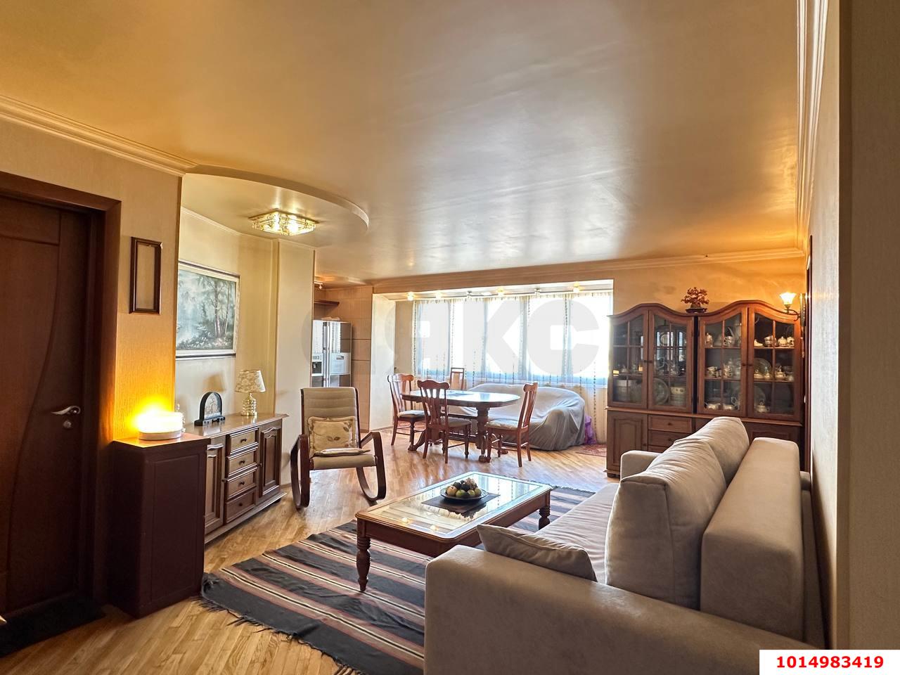 Фото №1: 2-комнатная квартира 80 м² - Краснодар, Западный внутригородской округ, мкр. Сельскохозяйственный Институт, ул. Минская, 121