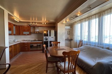 Фото №3: 2-комнатная квартира 80 м² - Краснодар, мкр. Сельскохозяйственный Институт, ул. Минская, 121