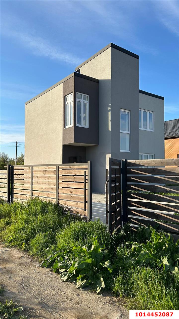 Фото №1: Дом 100 м² + 3.4 сот. - Лотос, Прикубанский внутригородской округ, ул. Приозёрная, 722