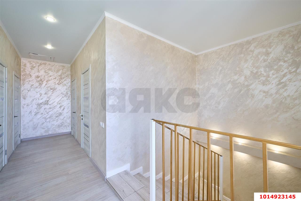 Фото №11: Дом 147 м² + 4 сот. - Краснодар, Прикубанский внутригородской округ, п. коттеджный  Зелёная Долина, ул. Кельтская, 26