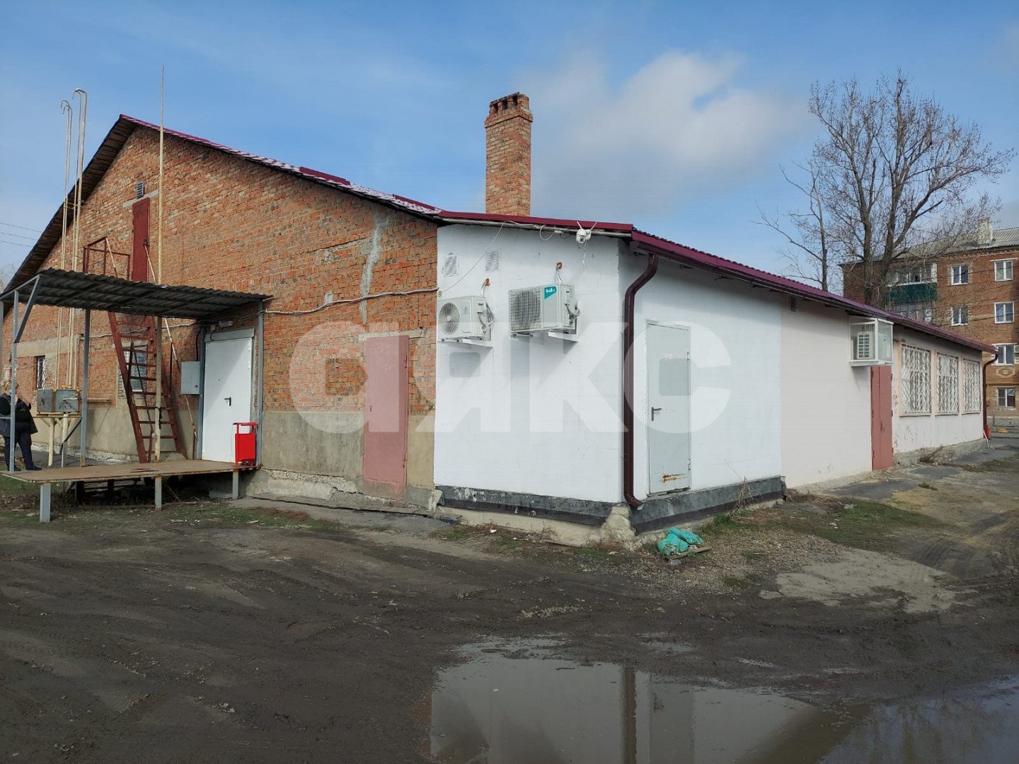Фото №6: Коммерция 515 м² - Зверево, ул. Обухова, 8