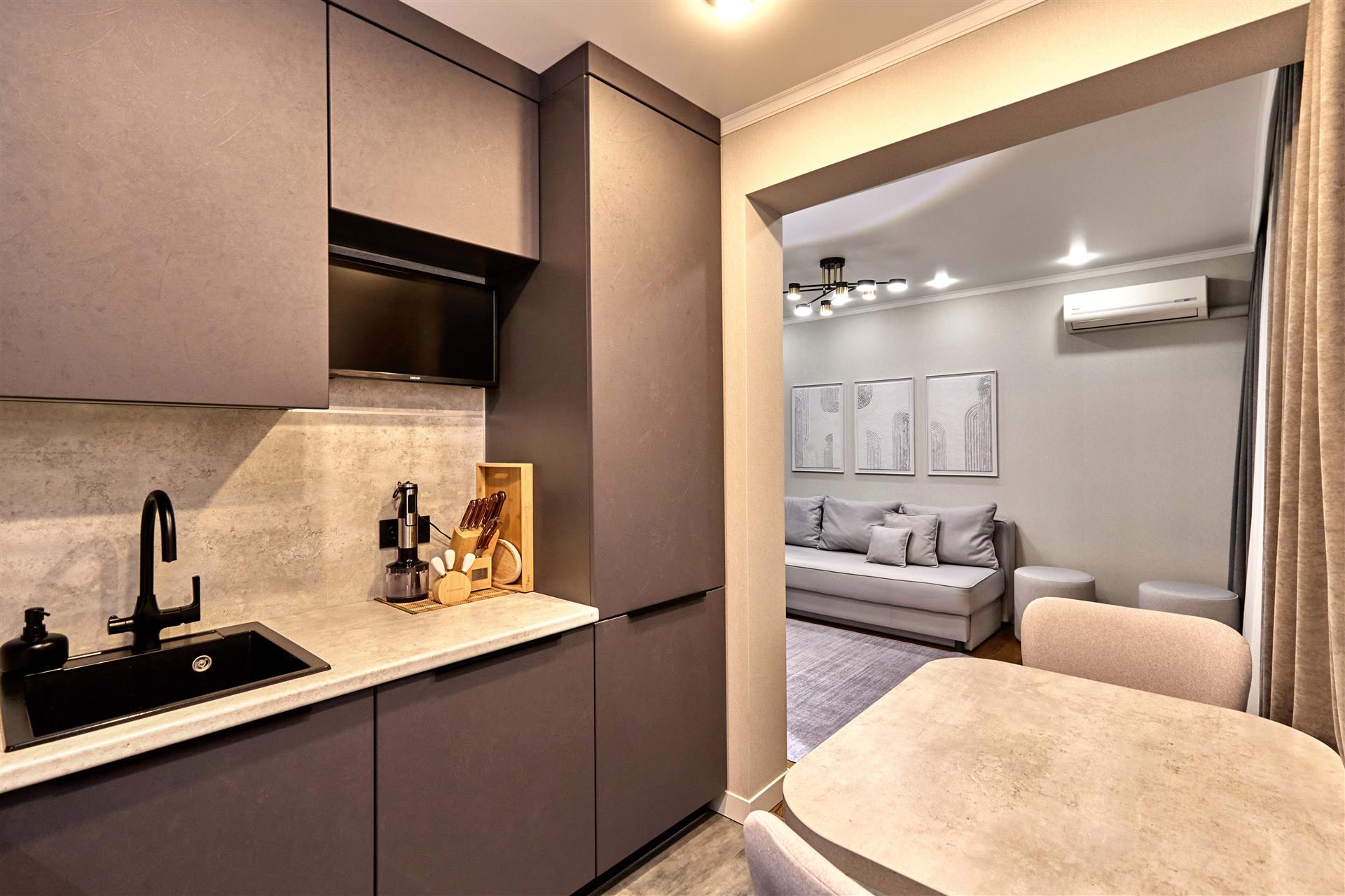 Фото №3: 2-комнатная квартира 48 м² - Краснодар, Карасунский внутригородской округ, мкр. Гидростроителей, ул. имени Дмитрия Благоева, 2