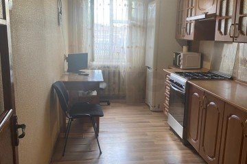 Фото №1: 2-комнатная квартира 65 м² - Краснодар, мкр. Черёмушки, ул. Стасова, 115/1
