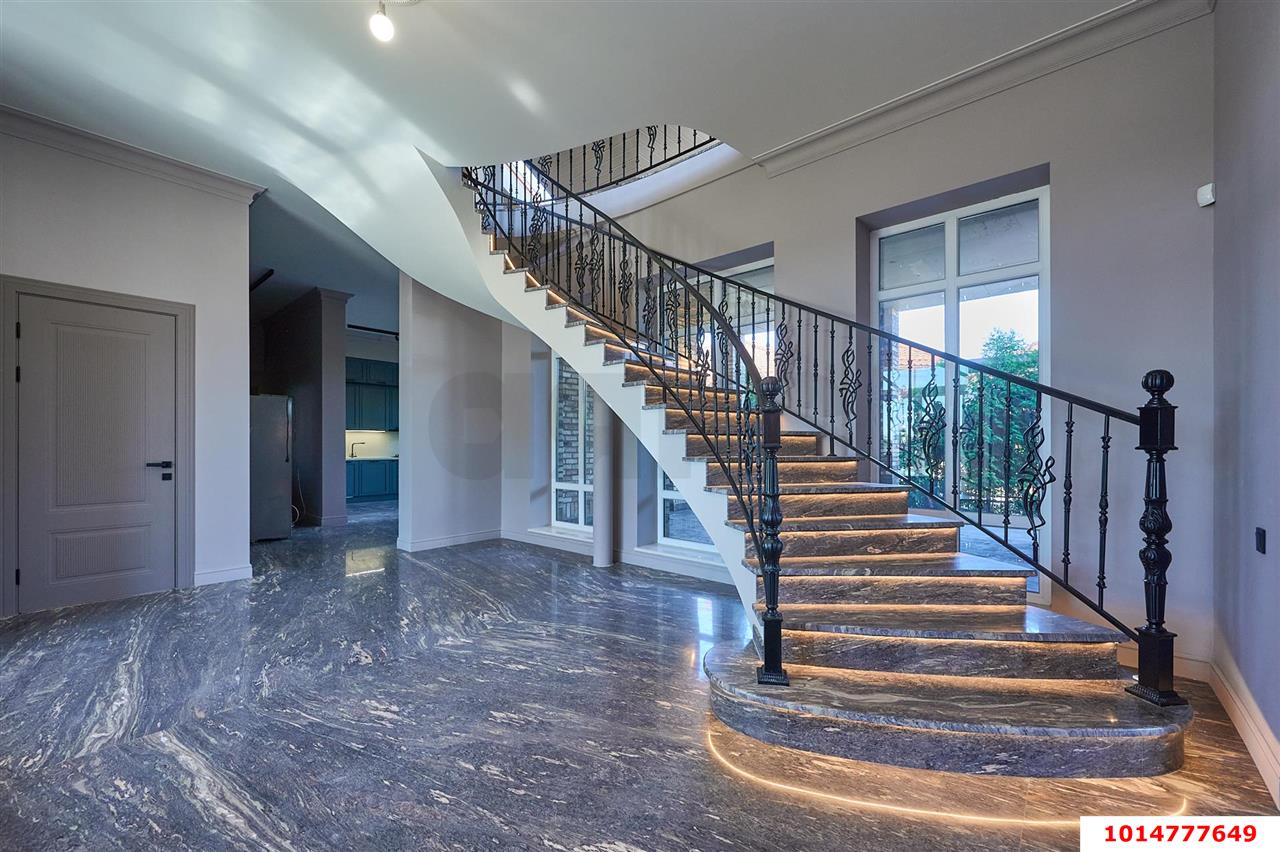 Фото №4: Дом 375 м² + 15.16 сот. - Ленина, мкр. Карасунский внутригородской округ, ул. Вольная, 110