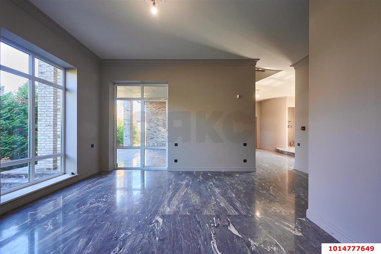 Фото №13: Дом 375 м² + 15.16 сот. - Ленина, мкр. Карасунский внутригородской округ, ул. Вольная, 110