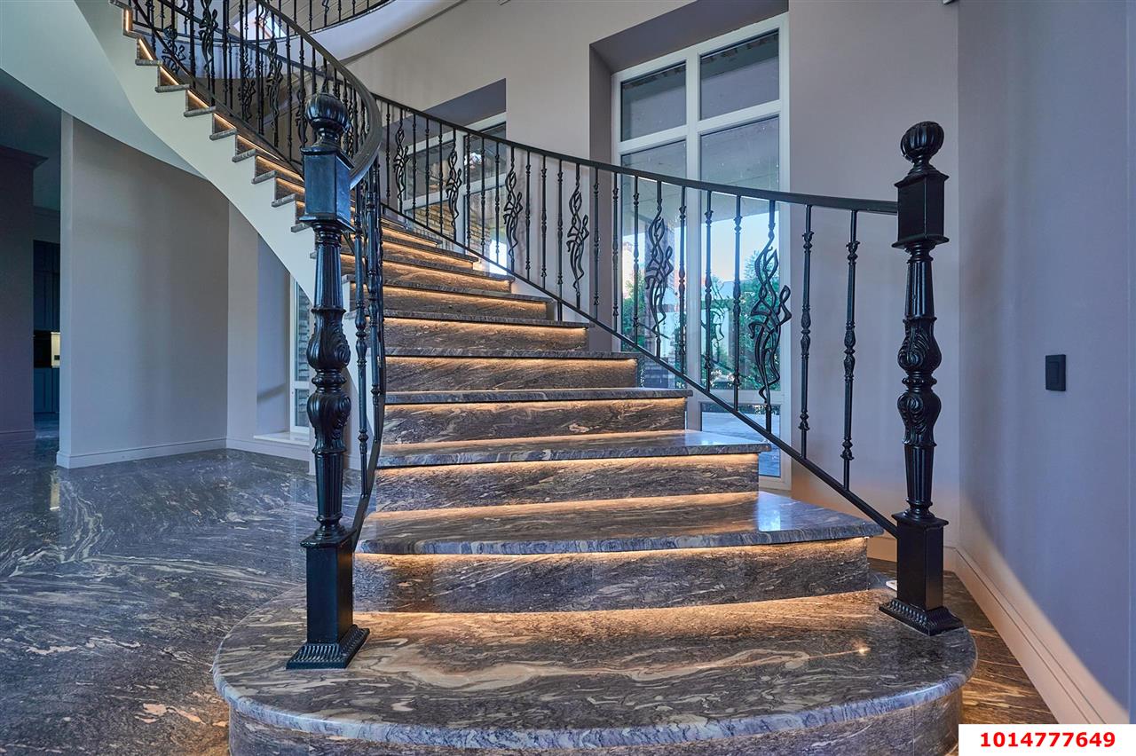 Фото №3: Дом 375 м² + 15.16 сот. - Ленина, мкр. Карасунский внутригородской округ, ул. Вольная, 110