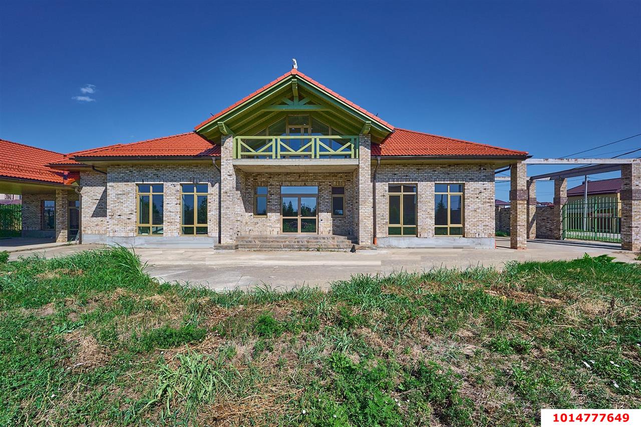 Фото №1: Дом 375 м² + 15.16 сот. - Ленина, Карасунский внутригородской округ, ул. Вольная, 110