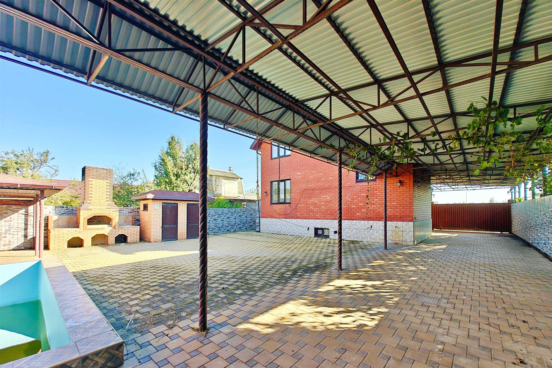 Фото №2: Дом 145 м² + 4 сот. - Шоссейное, мкр. Прикубанский внутригородской округ, ул. Парковая, 3