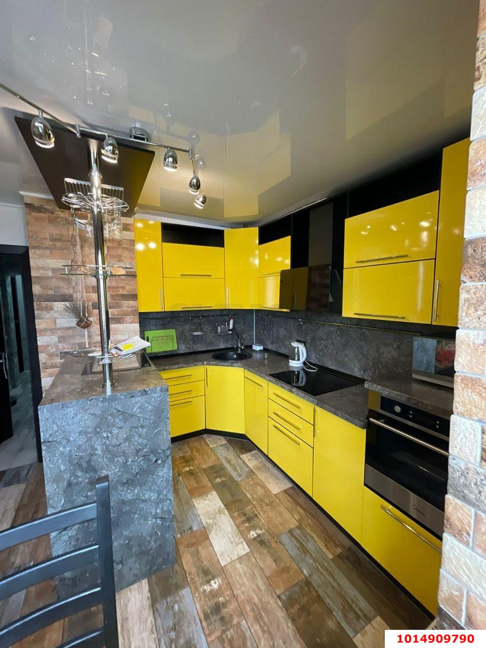 Фото №1: 2-комнатная квартира 56 м² - Краснодар, Прикубанский внутригородской округ, мкр. Восточно-Кругликовский, ул. Черкасская, 64