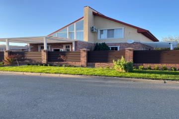 Фото №1: Дом 220 м² - Краснодар, мкр. Немецкая Деревня, ул. Кёльнская, 8/1