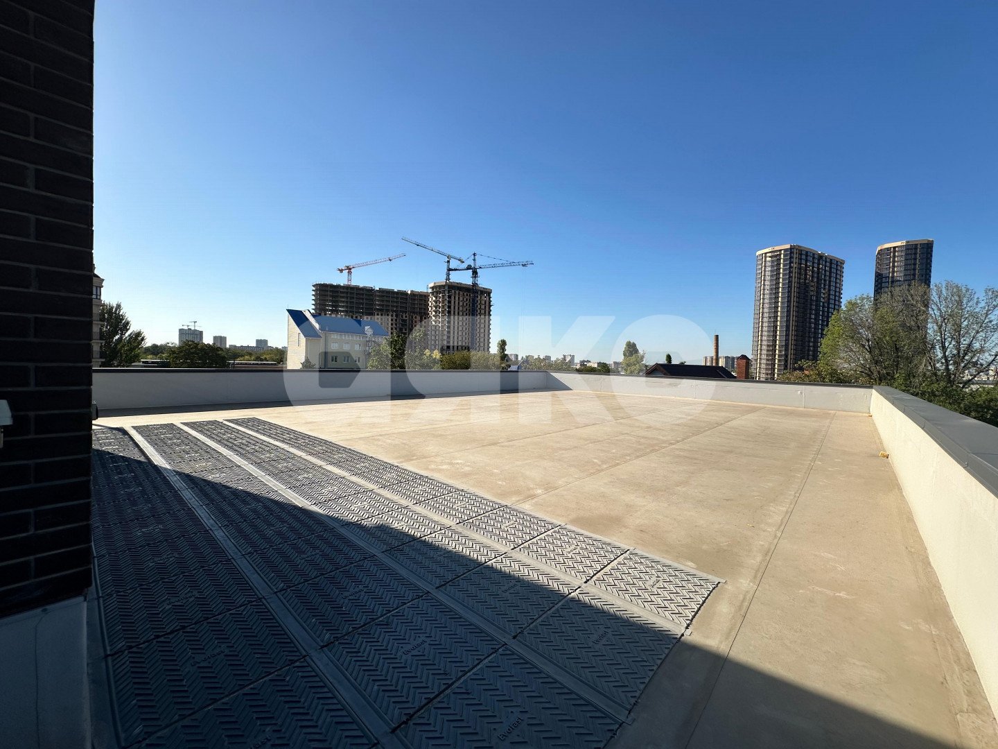 Фото №13: Коммерция 800 м² - Ростов-на-Дону, Кировский, ул. Текучёва, 171