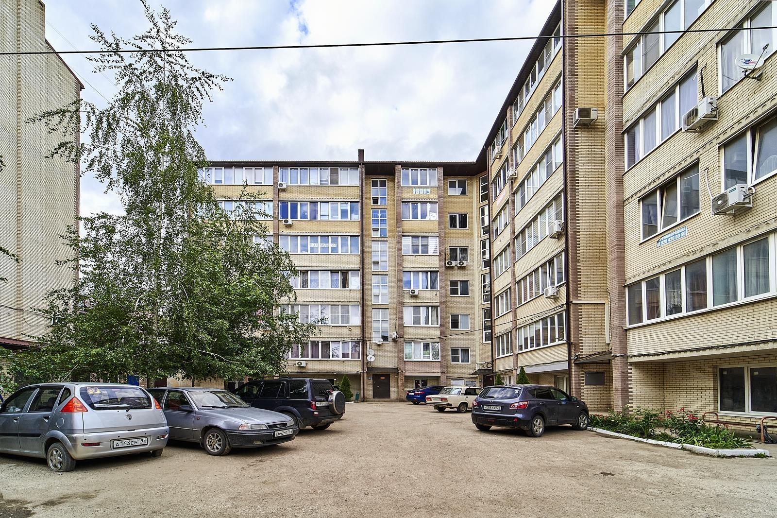 Фото №1: 1-комнатная квартира 40 м² - Российский, мкр. Прикубанский внутригородской округ, ул. Очаковская, 3