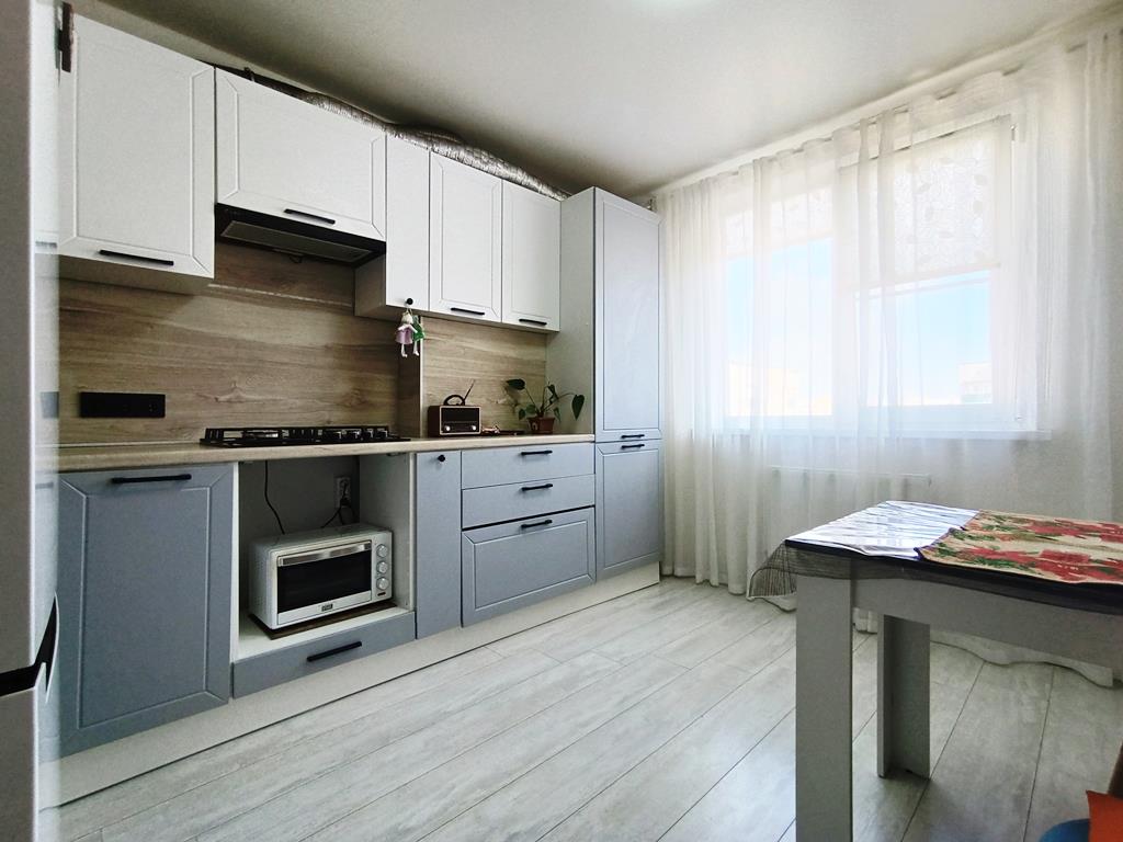 Фото №1: 2-комнатная квартира 58 м² - Яблоновский, Прикубанский внутригородской округ, Круглик, Прикубанский внутригородской округ, ст Луч, ул. Гагарина, 192к4