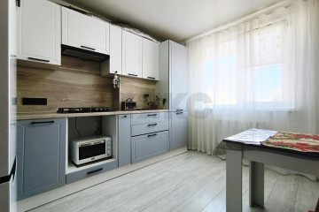 Фото №1: 2-комнатная квартира 58 м² - Яблоновский, ул. Гагарина, 192к4