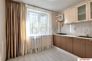 Фото №1: 2-комнатная квартира 50 м² - Краснодар, мкр. Юбилейный, ул. Думенко, 12