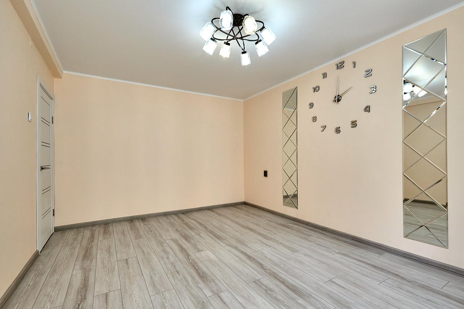 Фото №7: 2-комнатная квартира 50 м² - Краснодар, Западный внутригородской округ, мкр. Юбилейный, ул. Думенко, 12