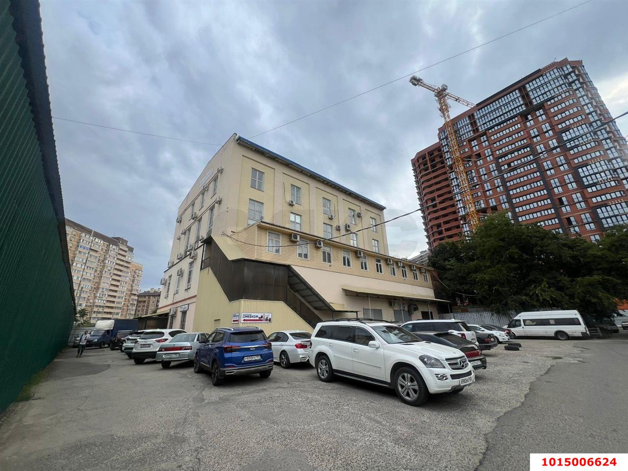 Фото №1: Офисное помещение 400 м² - Краснодар, Черёмушки, ул. Новороссийская, 102/7