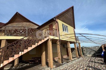 Фото №2: Коммерция 230 м² - Белосарайская Коса, ул. Безуха
