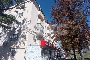Фото №1: 3-комнатная квартира 55 м² - Мариуполь, р. Жовтневый, пр-кт Металлургов, 62