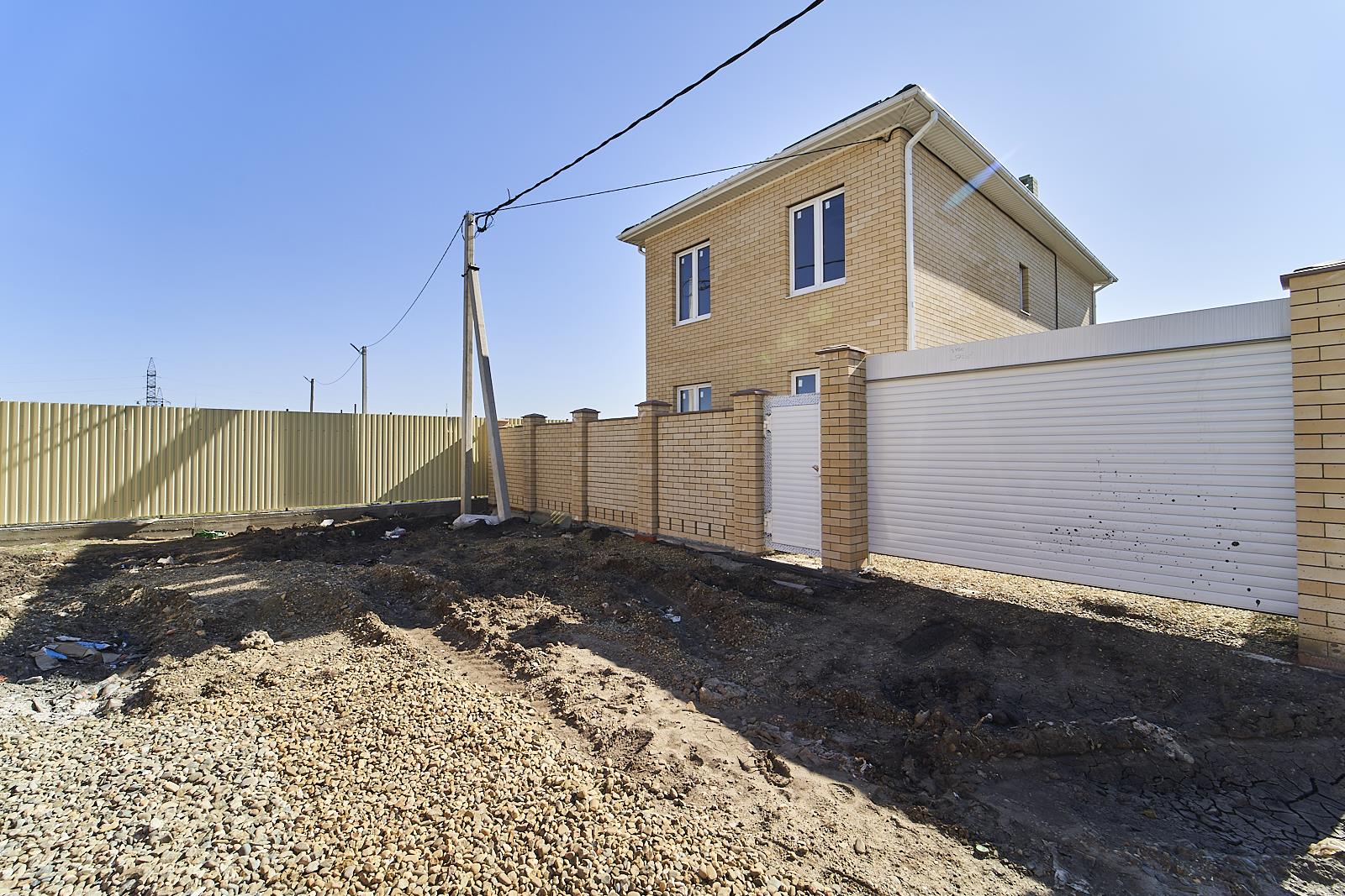 Фото №1: Дом 145 м² + 3.45 сот. - Краснодар, КП Изумрудный город, коттеджный  Изумрудный Город, мкр. Прикубанский внутригородской округ, ул. имени Виктора Тюрина, 38к1