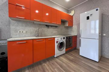 Фото №1: 1-комнатная квартира 42 м² - Краснодар, мкр. Музыкальный, ул. имени Сергея Есенина, 106