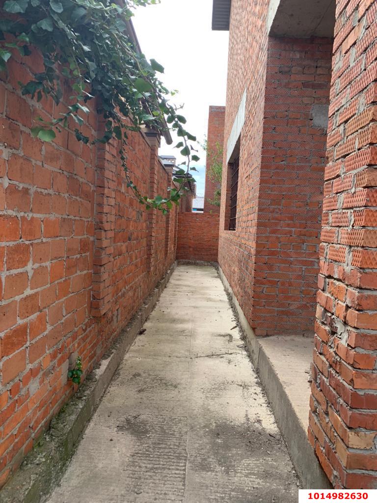 Фото №5: Дом 359 м² + 4 сот. - Краснодар, Прикубанский внутригородской округ, мкр. Плодородный-2, ул. Исакиевская, 18