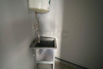 Фото №5: Торговое помещение 30 м² - Краснодар, мкр. Центральный, ул. имени Максима Горького, 219