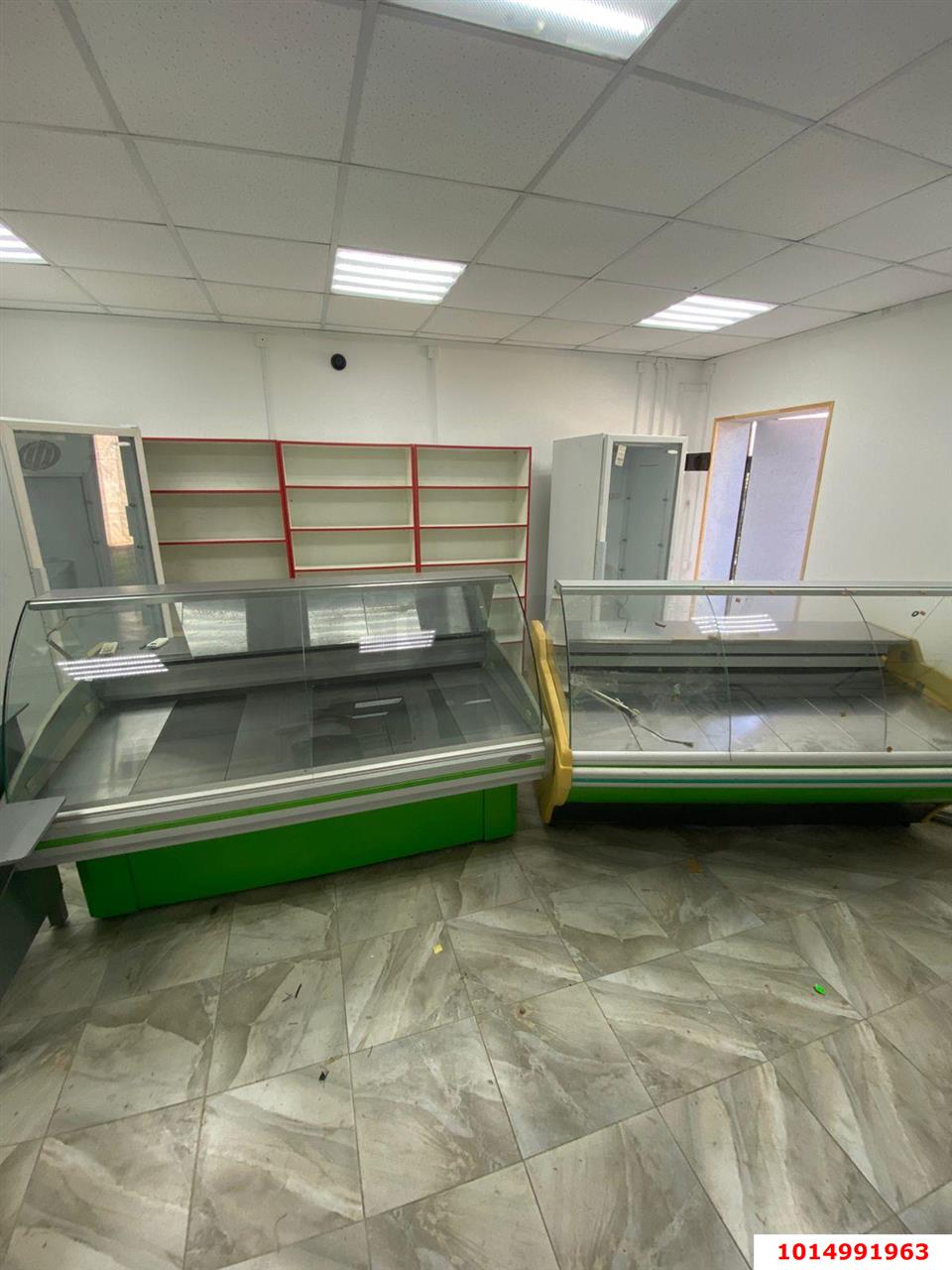 Фото №1: Торговое помещение 30 м² - Краснодар, Центральный, ул. имени Максима Горького, 219