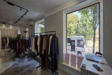 Фото №4: Коммерция 114 м² - Краснодар, мкр. Центральный, ул. Октябрьская, 97