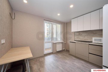 Фото №1: 1-комнатная квартира 42 м² - Краснодар, мкр. Завод Измерительных Приборов, ул. имени 40-летия Победы, 33/5