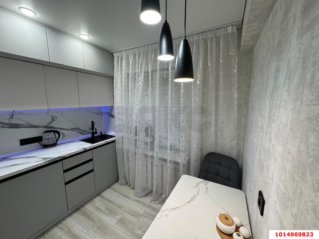 Фото №1: 2-комнатная квартира 45 м² - Краснодар, Центральный, ул. Котовского, 94/2