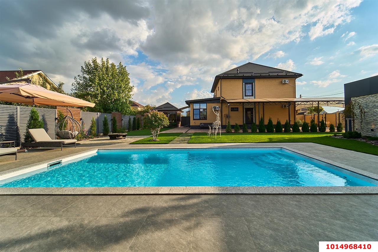 Фото №1: Дом 170 м² + 12 сот. - Козет, мкр. жилой комплекс Адмиралтейский, ул. Адмиралтейская, 9