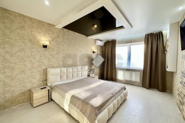 Фото №1: 1-комнатная квартира 49 м² - Краснодар, мкр. Солнечный, ул. Казбекская, 3